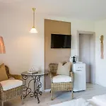 Πανσιόν Gaestehaus Chalet-perle