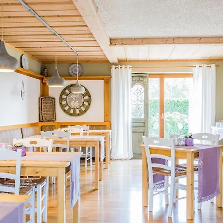 Gaestehaus Chalet-perle Πανσιόν Bad Füssing